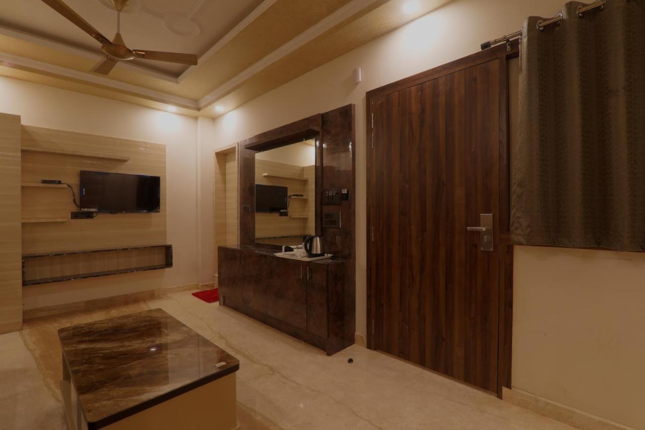 Shri Tirupati Residency Hotell Lucknow Eksteriør bilde