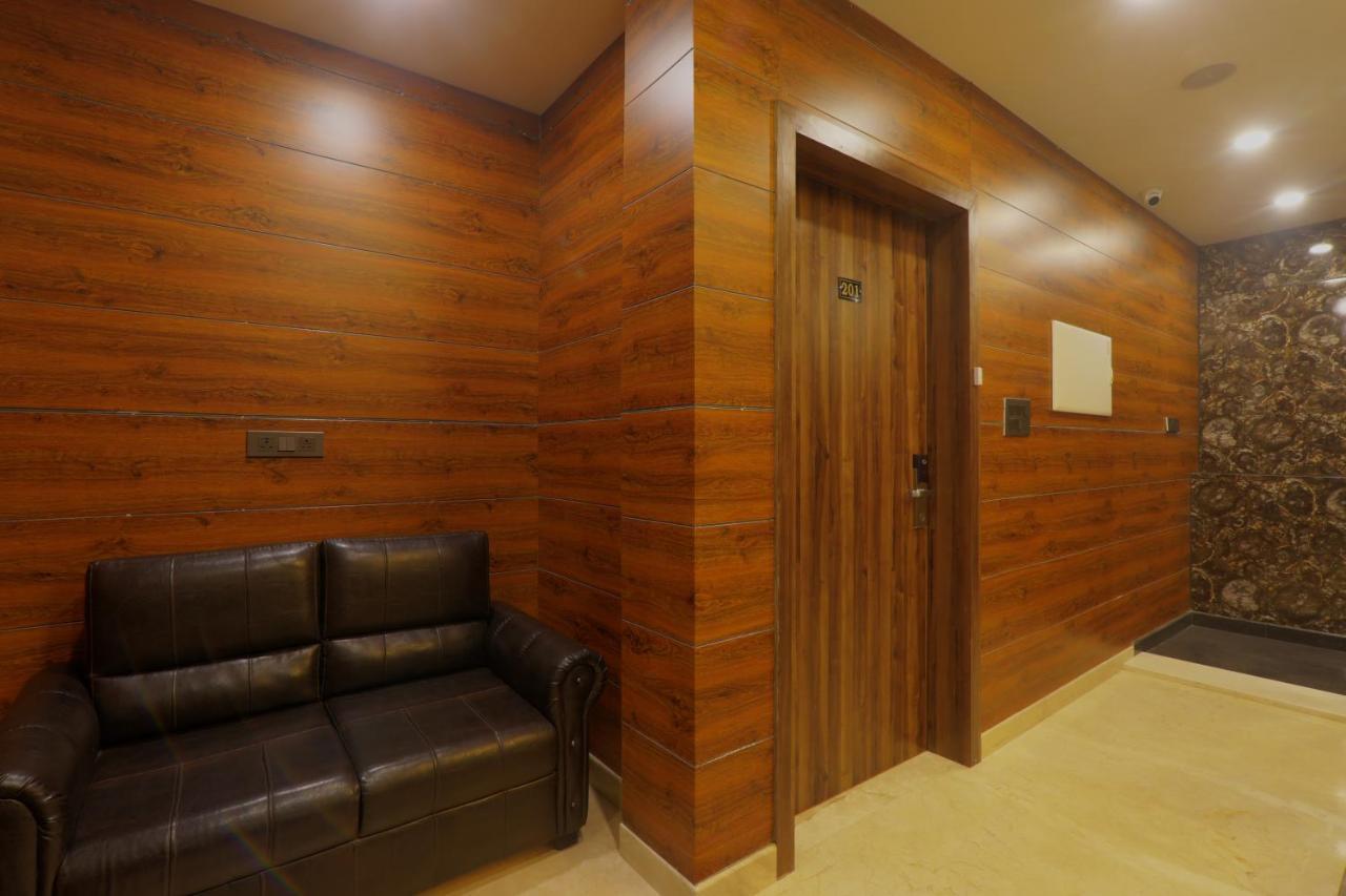 Shri Tirupati Residency Hotell Lucknow Eksteriør bilde